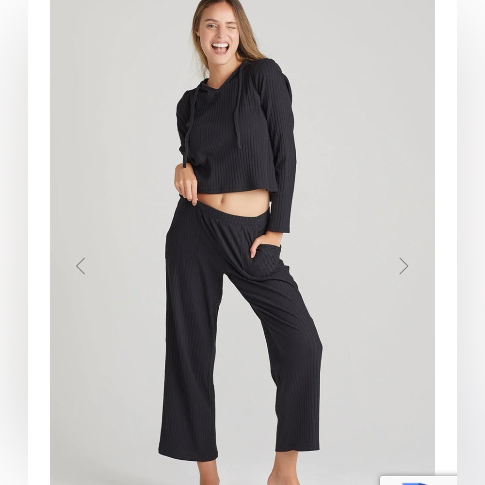 Yummie Cropped Lounge Set - Black/Small